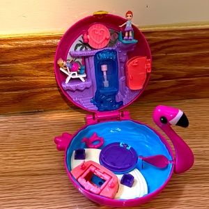 Polly pocket flamingo pool set